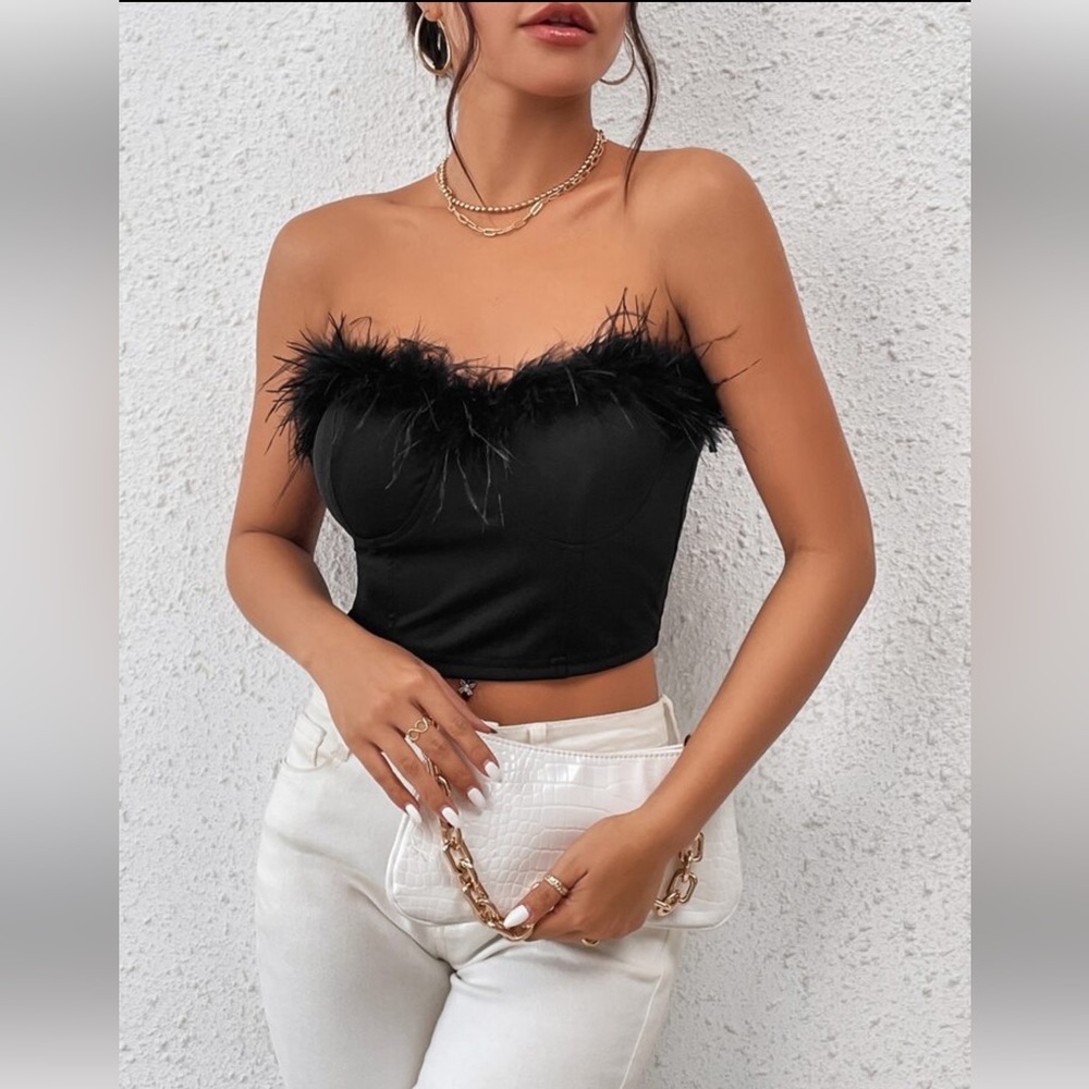 🖤SHEIN Fuzzy Trim Bustier Crop Tube Top